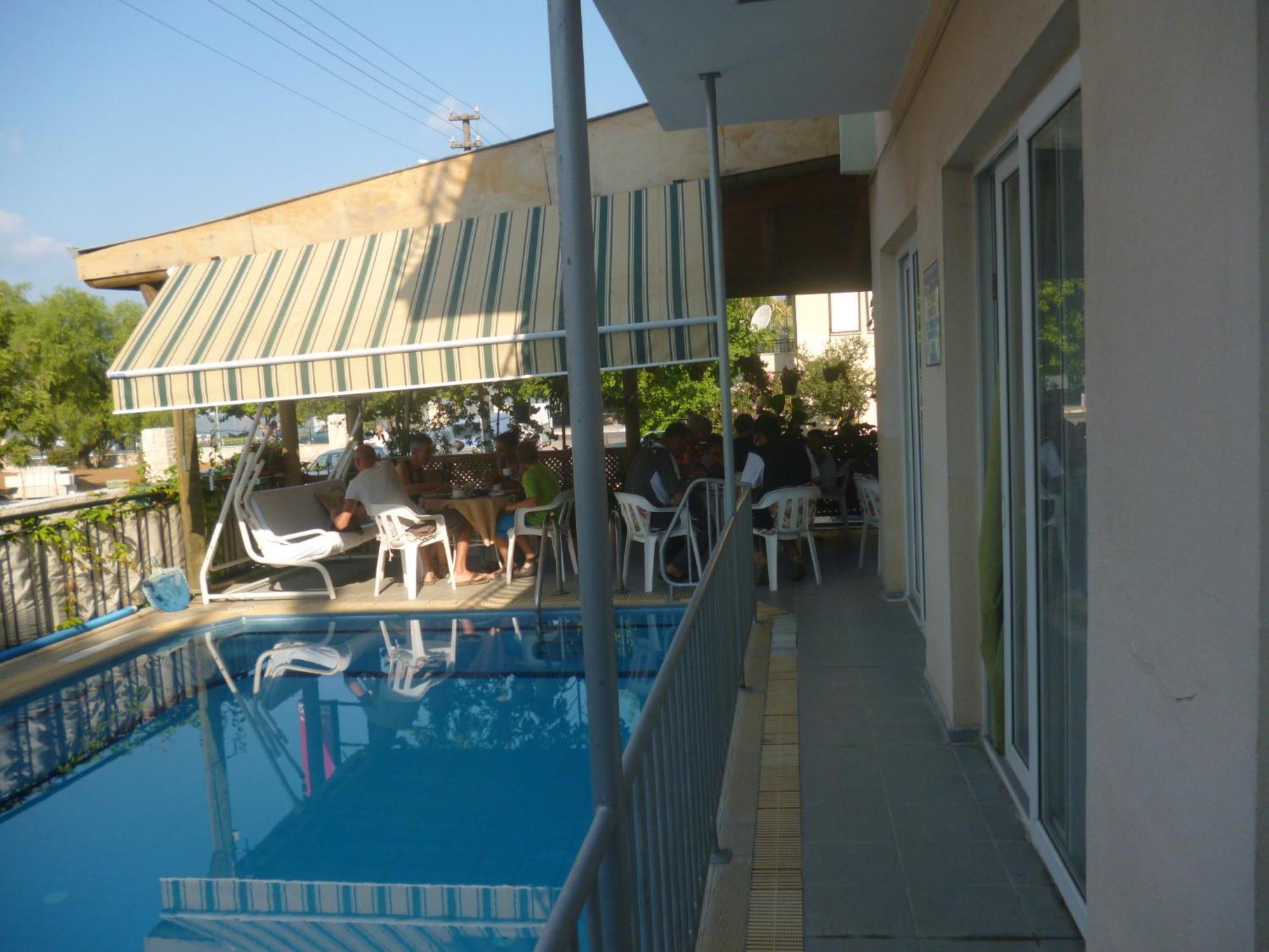 Cicek Hotel & Apartments Фетхие Экстерьер фото