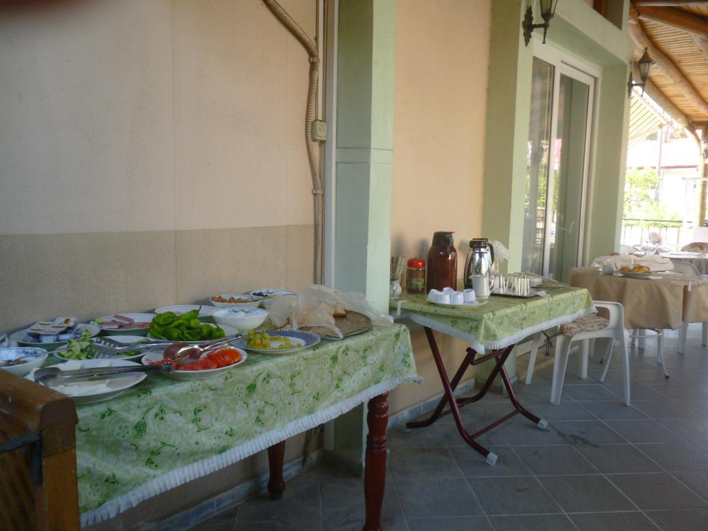 Cicek Hotel & Apartments Фетхие Экстерьер фото